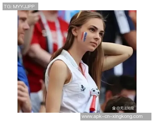 马伊娜足球宝贝的魅力与激情如何点燃球迷热情与梦想